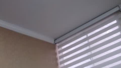 Snapshot of anne_julienne chatting on 06.19.26 online show from 06.19.26