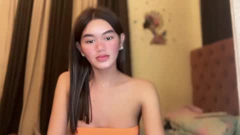 Snapshot of annedee_ chatting on 12.25.24 Kim online show from 12.25.24