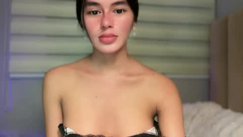 Snapshot of annedee_ chatting on 12.15.25 Kim online show from 12.15.25