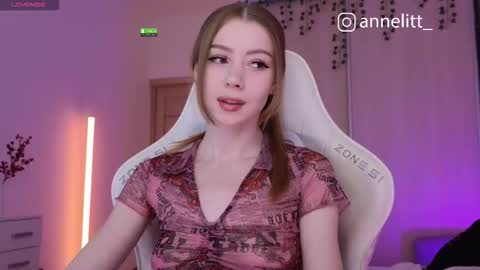 annelitt online show from 12.17.25