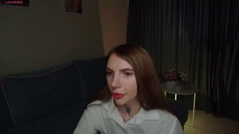 Annet online show from 12.23.25