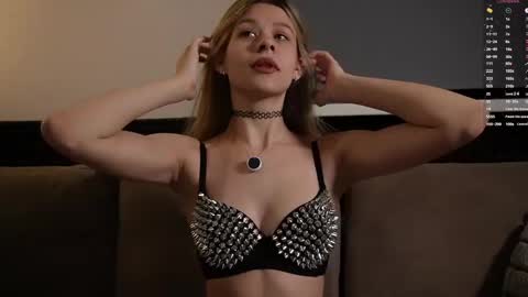 Anne online show from 04.19.26