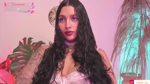 Angel online show from 11.23.25