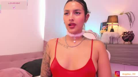 Snapshot of anngel_1 chatting on 05.02.26 Angel online show from 05.02.26
