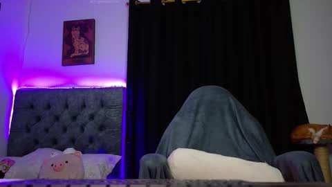 ANGEL  independent model  online show from 02.21.26