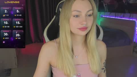 Annie online show from 12.15.24