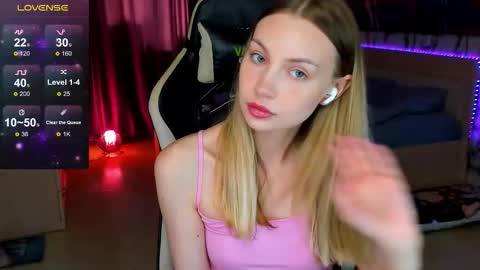 Annie online show from 09.25.25