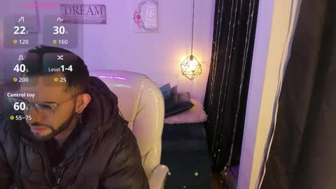 Annie And Ryan  online show from 02.16.26