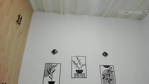 annie_barozzi online show from 04.28.26