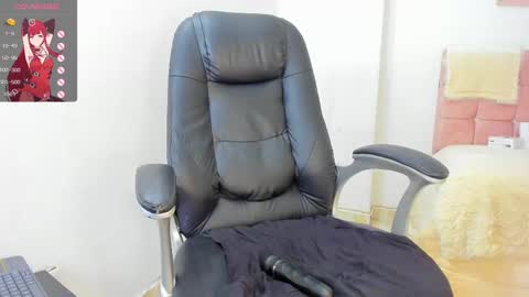 Snapshot of annie_collen chatting on 02.21.25 Anna online show from 02.21.25