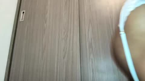 Snapshot of annie_darling_ chatting on 06.10.26 A N G E L online show from 06.10.26