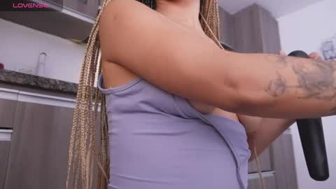 Annie online show from 03.13.26