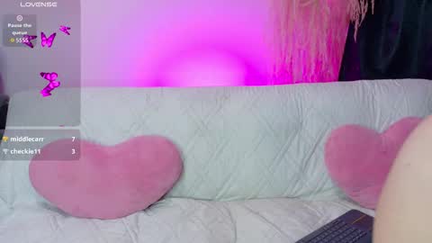 annie_loff online show from 03.19.26