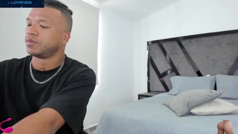 Annie and Stefan online show from 12.31.24