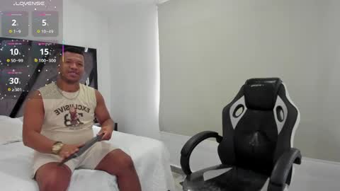 Annie and Stefan online show from 04.07.26