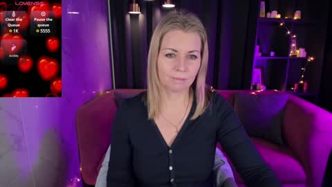 Annie online show from 01.12.25