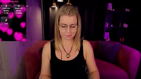 Annie online show from 02.28.25