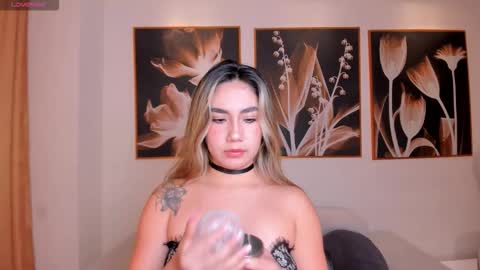 Annie Monroe online show from 10.27.25