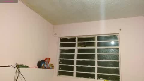 Annie Sparkle online show from 11.13.25