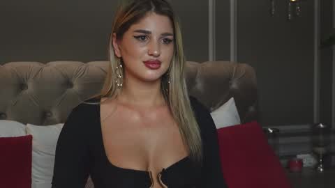 AnnieStyles online show from 03.11.25