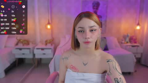 VIVIANNA online show from 12.14.24