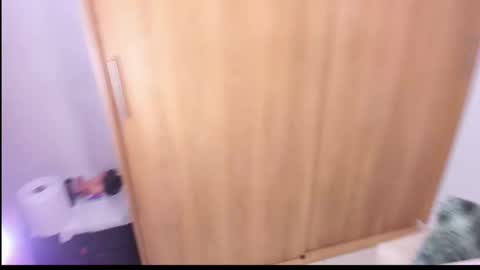 Snapshot of annika_03 chatting on 01.16.25 Gise. online show from 01.16.25