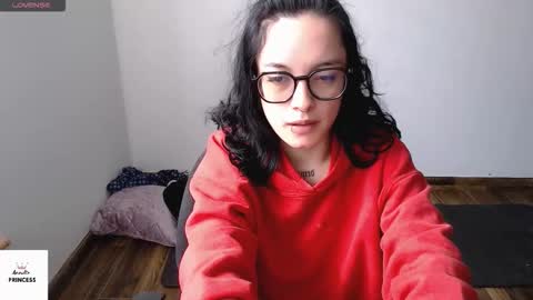 Snapshot of annittaprincess chatting on 09.23.25 Gaby 3 online show from 09.23.25