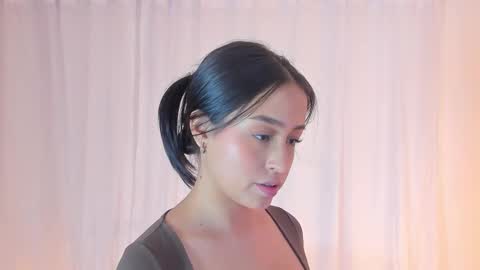 Anny online show from 12.20.25