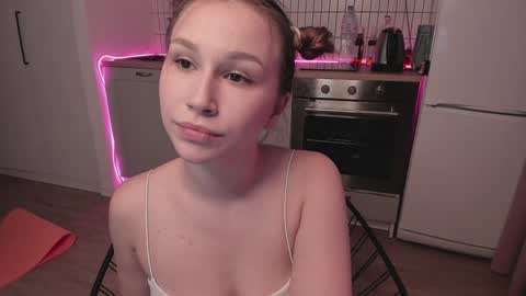 Anna online show from 02.06.25