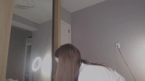 Ann  My current schedule is below  online show from 02.11.25