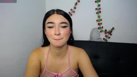 Snapshot of anny_naf chatting on 04.22.26 Anny online show from 04.22.26