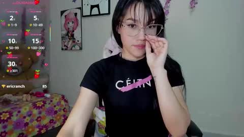 Snapshot of anny_scott chatting on 10.16.25 anny scot online show from 10.16.25