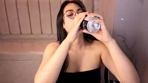 Snapshot of anny_star_tx chatting on 11.30.25 Live 1500am 2100pm COLOMBIAN HOUR online show from 11.30.25