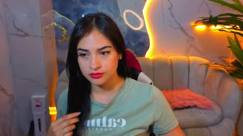 Snapshot of anny_star_tx chatting on 04.25.26 Live 1500am 2100pm COLOMBIAN HOUR online show from 04.25.26