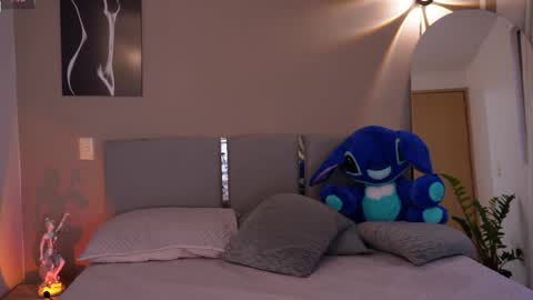    online show from 12.21.25