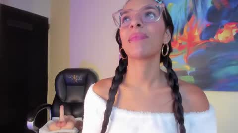 Snapshot of annyluna1 chatting on 07.18.26 Annyluna online show from 07.18.26