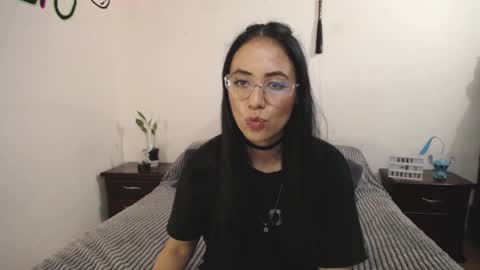 Anny online show from 02.13.25