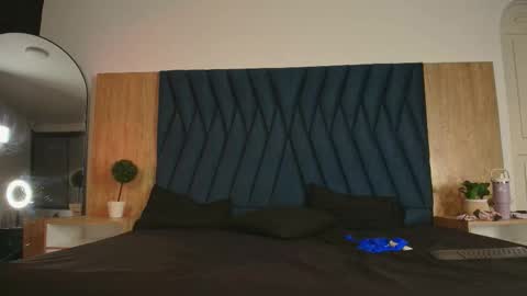 Snapshot of annysyzayven chatting on 02.26.26 annysyzayven online show from 02.26.26