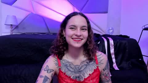 AnnyT online show from 12.26.24