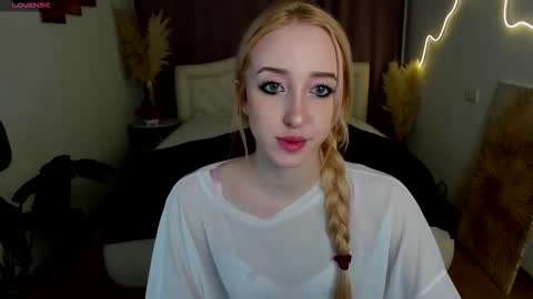 Anora online show from 02.06.26