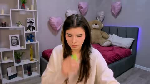 Snapshot of anoradark chatting on 03.20.26 Anora online show from 03.20.26