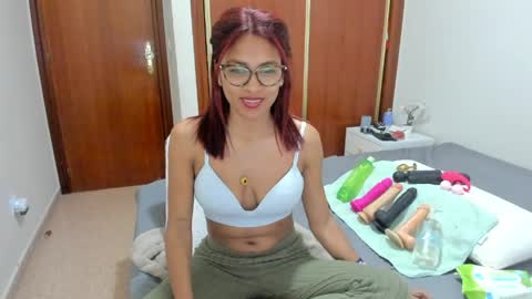 Snapshot of anthonela_hotsex chatting on 06.01.26 anthonela_hotsex online show from 06.01.26