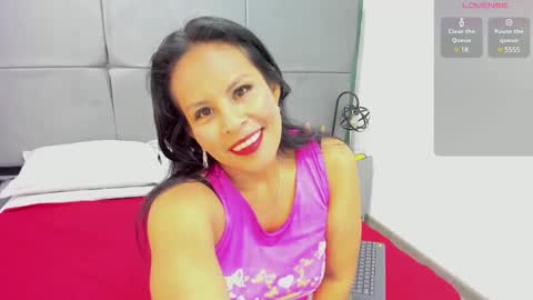 Anthonelaa   online show from 03.09.25