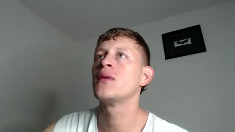 Snapshot of anthonnymorrison chatting on 12.03.24 leon online show from 12.03.24