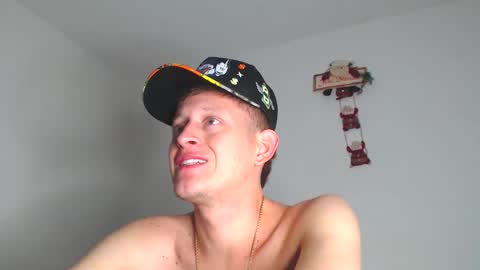 Snapshot of anthonnymorrison chatting on 12.15.24 leon online show from 12.15.24