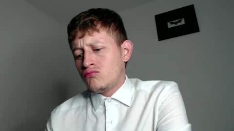 Snapshot of anthonnymorrison chatting on 01.02.25 leon online show from 01.02.25