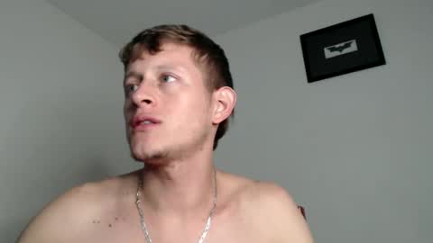 Snapshot of anthonnymorrison chatting on 01.03.25 leon online show from 01.03.25