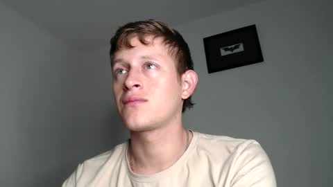 Snapshot of anthonnymorrison chatting on 01.10.25 leon online show from 01.10.25