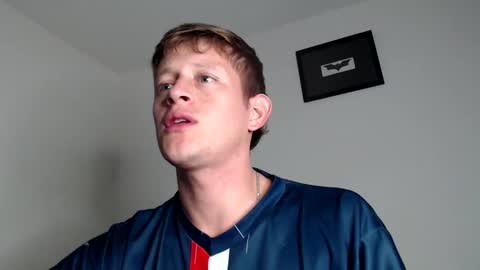 Snapshot of anthonnymorrison chatting on 01.13.25 leon online show from 01.13.25