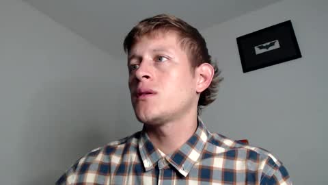 Snapshot of anthonnymorrison chatting on 01.16.25 leon online show from 01.16.25